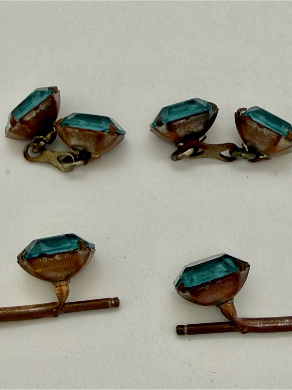 Vintage Copper Brass Cushion Cut Aqua Blue Czech Glass Rhinestone Cufflinks Set - Picture 3 of 5
